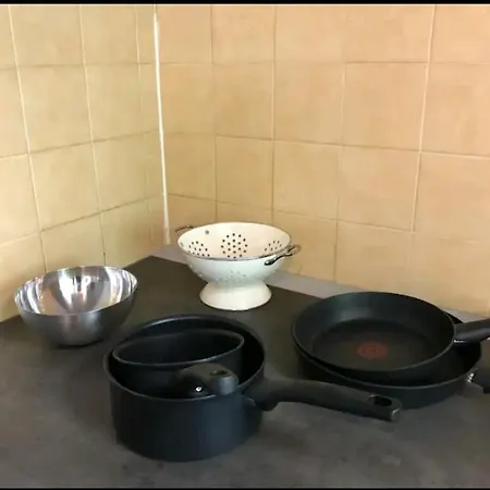 Studio-lyon 3eme ليون